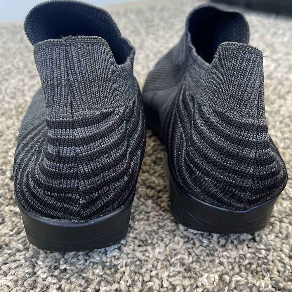 Womens shoes Narrow width size approx 9-10 no tag - Picture 6 of 14